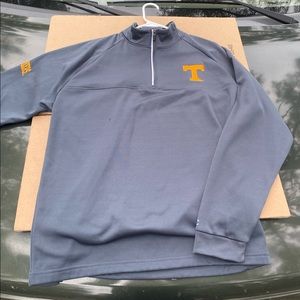 Tennessee university pullover. It is a size large and is in great shape!
